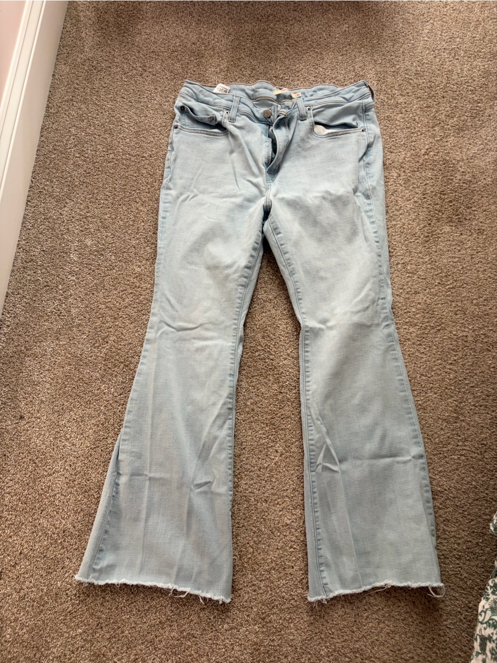 Levi’s 726 Flare Jeans, size 32/30
